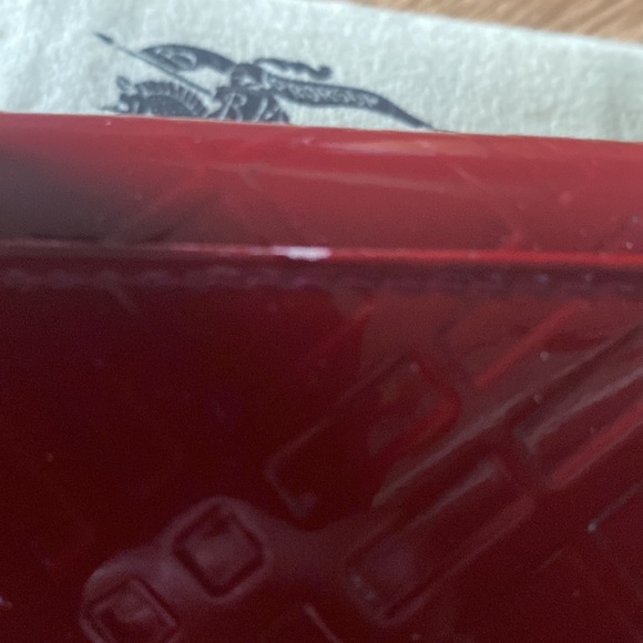 Gorgeous red Burberry long wallet with dust bag very good condition - Picture 8 of 13